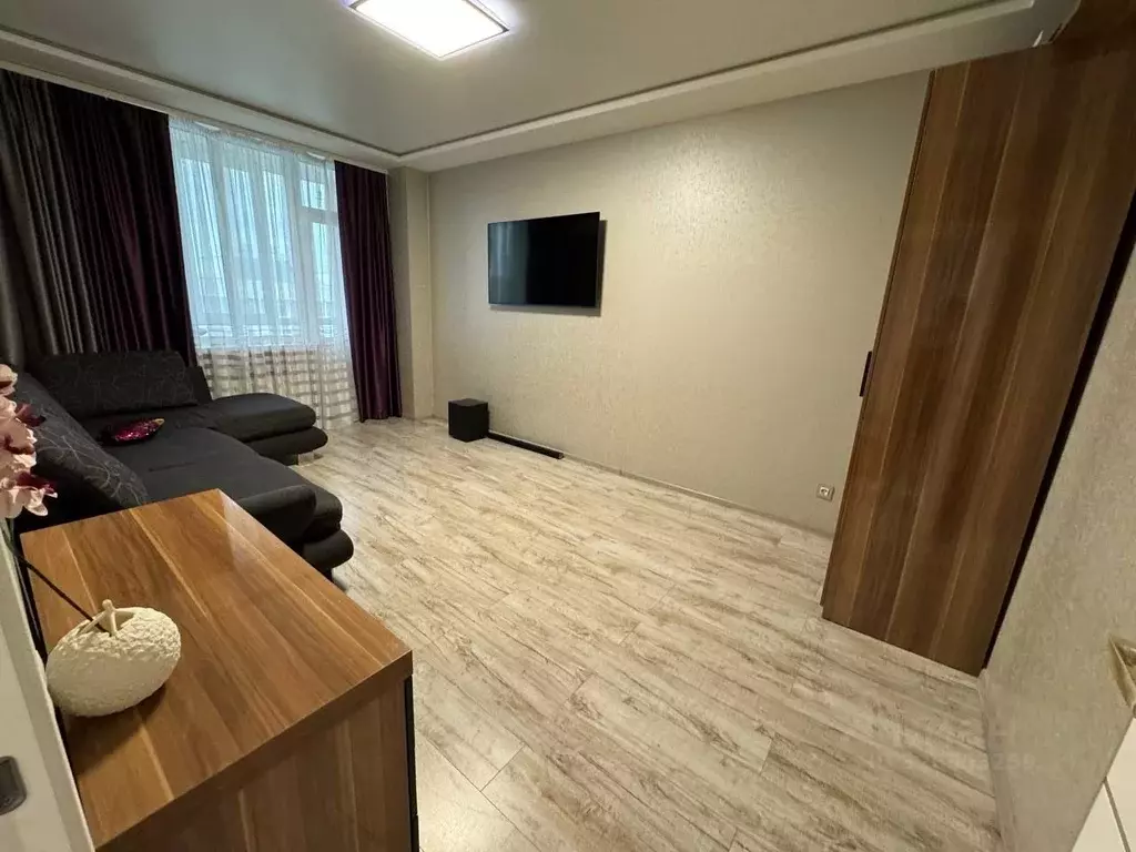 2-к кв. Севастополь ул. Колобова, 34/1 (55.0 м) - Фото 1