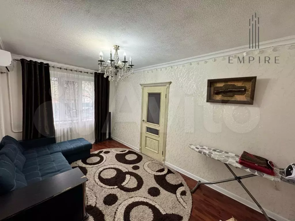 2-к. квартира, 40 м, 1/5 эт. - Фото 0