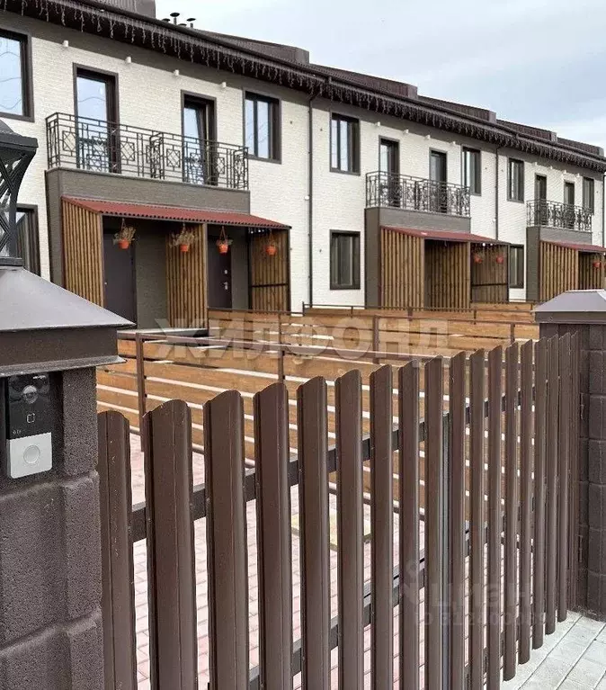 Таунхаус в Хакасия, Усть-Абаканский район, с. Калинино, Добрый Мир кп ... - Фото 2