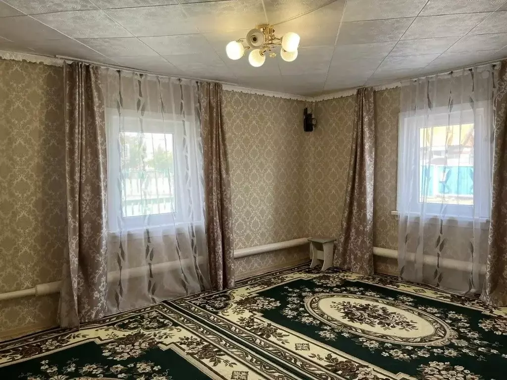 2-к кв. Астраханская область, Красноярский муниципальный округ, пос. ... - Фото 1