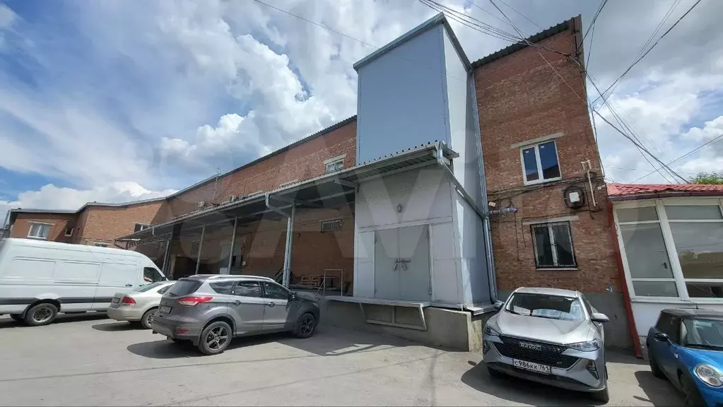 Отапливаемый склад с лифтом и подъемником 140 кв.м - Фото 0