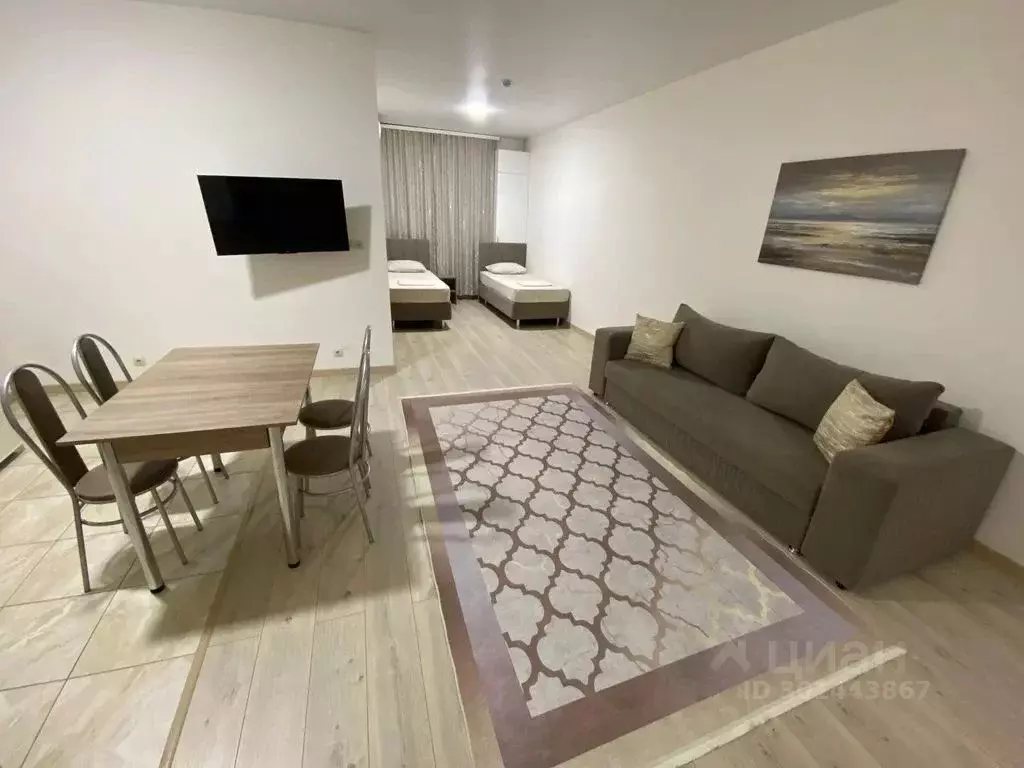 2-к кв. Чеченская республика, Грозный Петропавловское ш., 10Б (80.0 м) - Фото 1