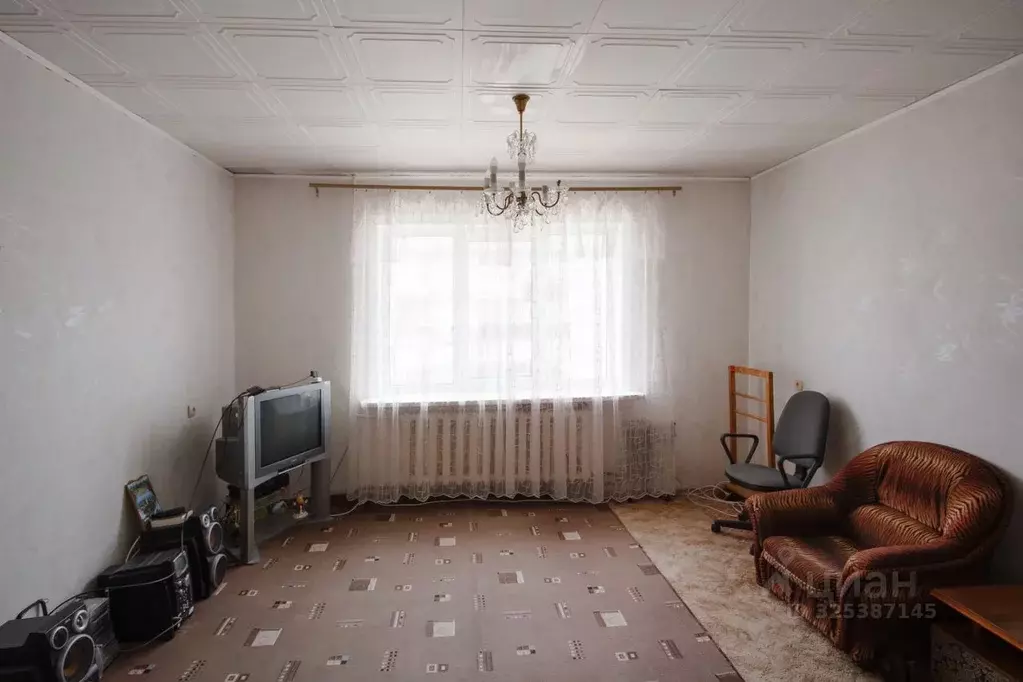 3-к кв. Сахалинская область, Холмск Молодежная ул., 27 (67.7 м) - Фото 1