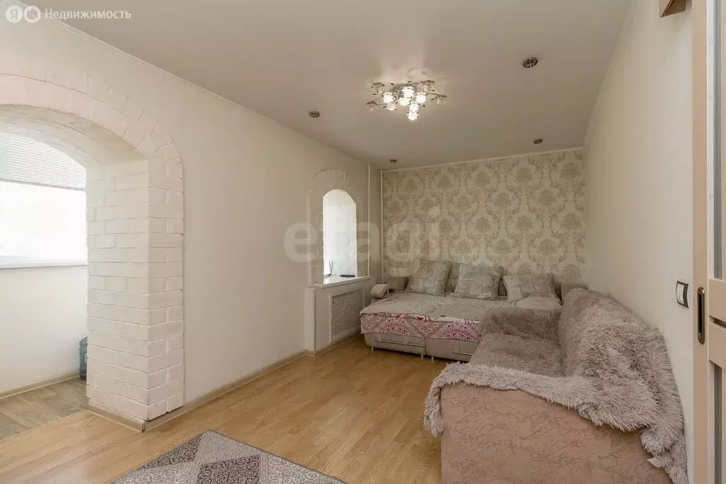 2-комнатная квартира: Тюмень, улица 50 лет ВЛКСМ, 93А (43.9 м) - Фото 1