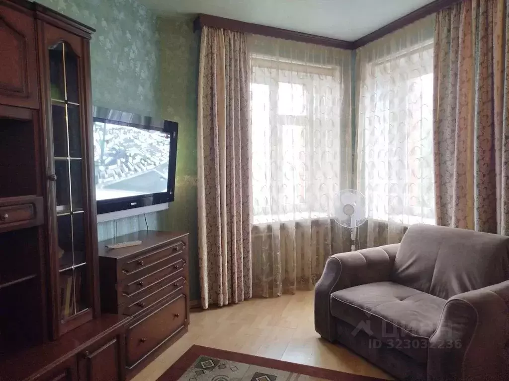 2-к кв. Брянская область, Брянск Красноармейская ул., 62/2 (79.0 м) - Фото 1