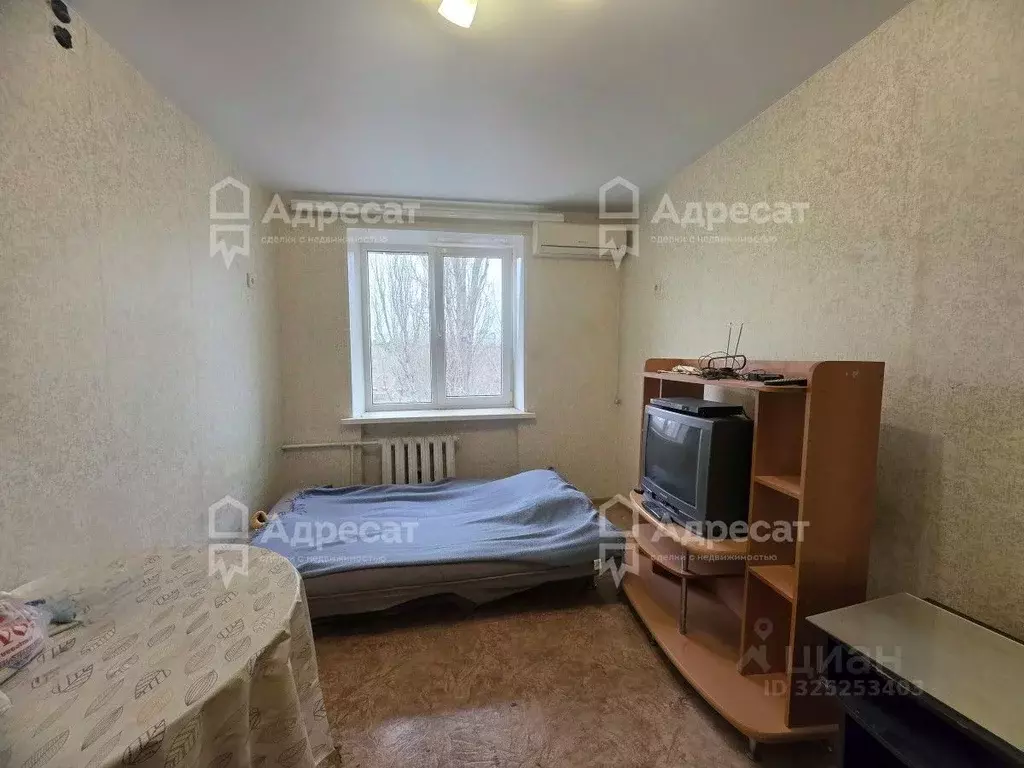 Комната Волгоградская область, Волжский Пионерская ул., 3Б (12.0 м) - Фото 1