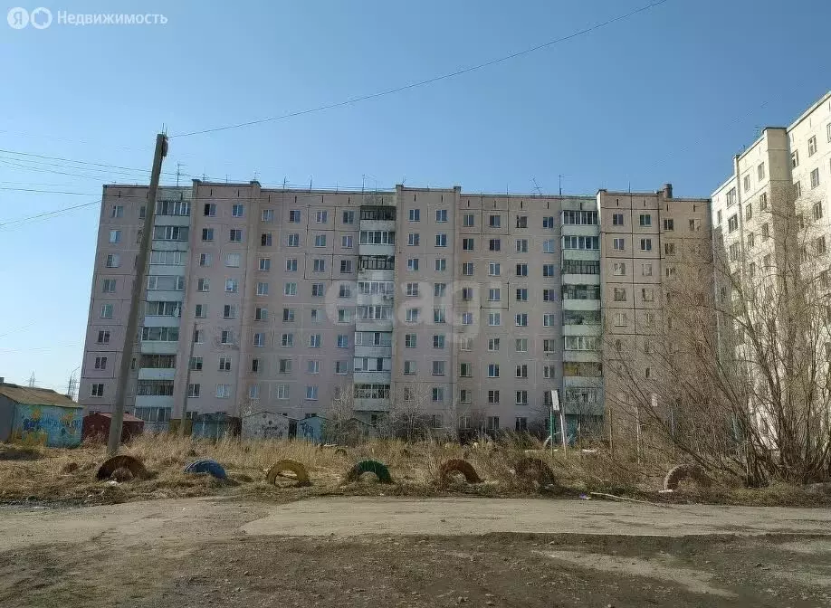 3-комнатная квартира: Курган, улица Белинского, 20 (64.1 м) - Фото 1