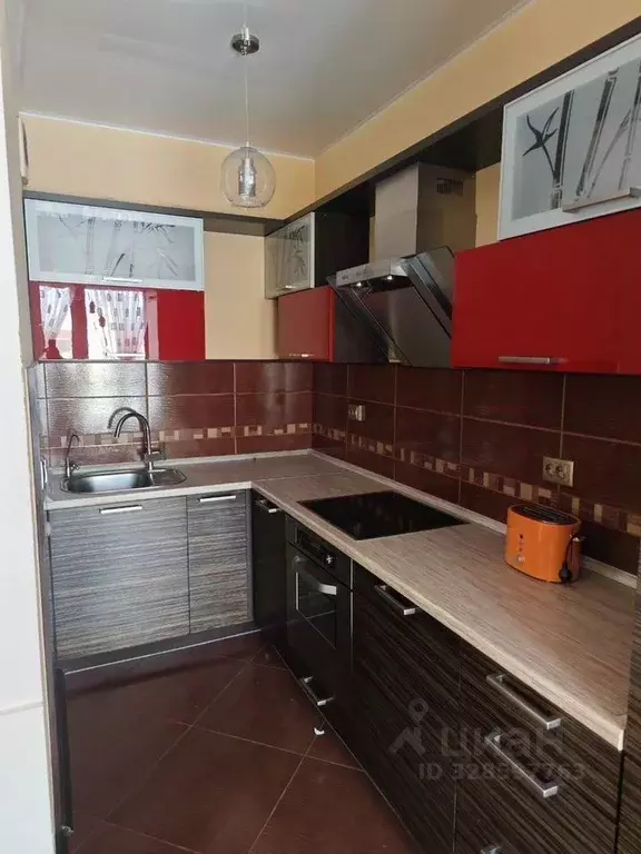 2-к кв. Тюменская область, Тюмень ул. Максима Горького, 68 (48.1 м) - Фото 1