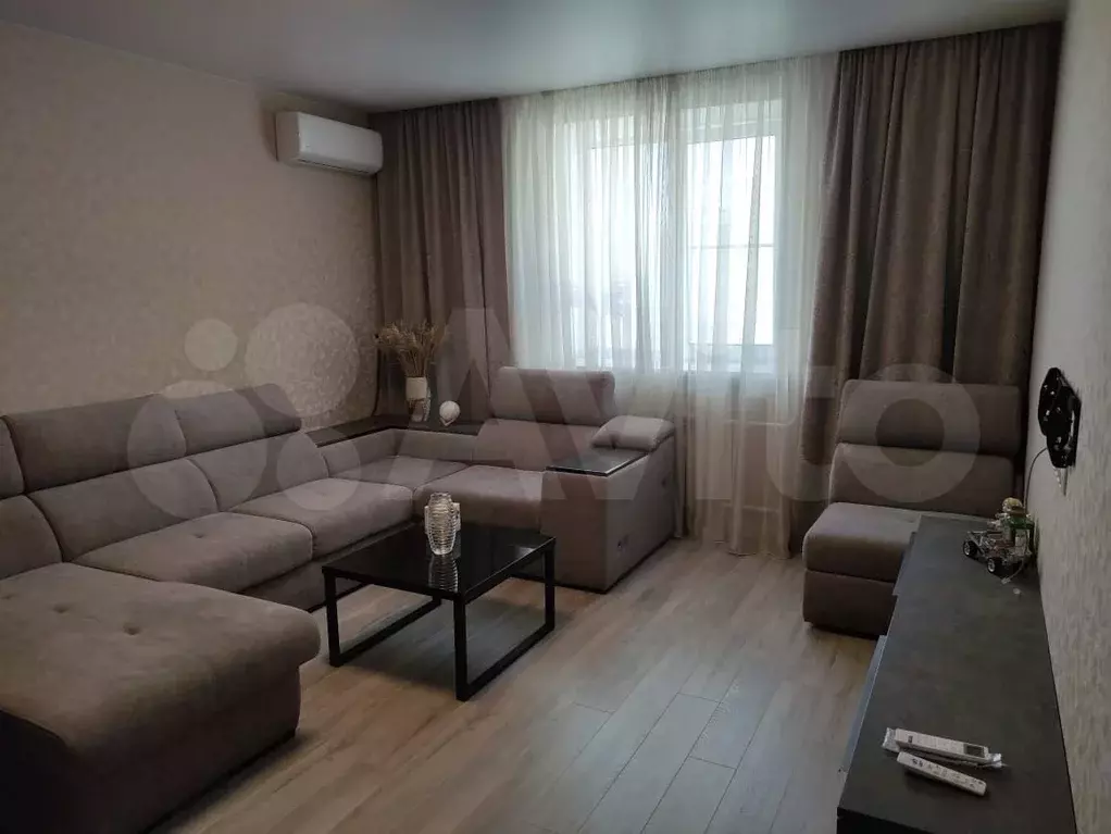 2-к. квартира, 63 м, 5/10 эт. - Фото 0