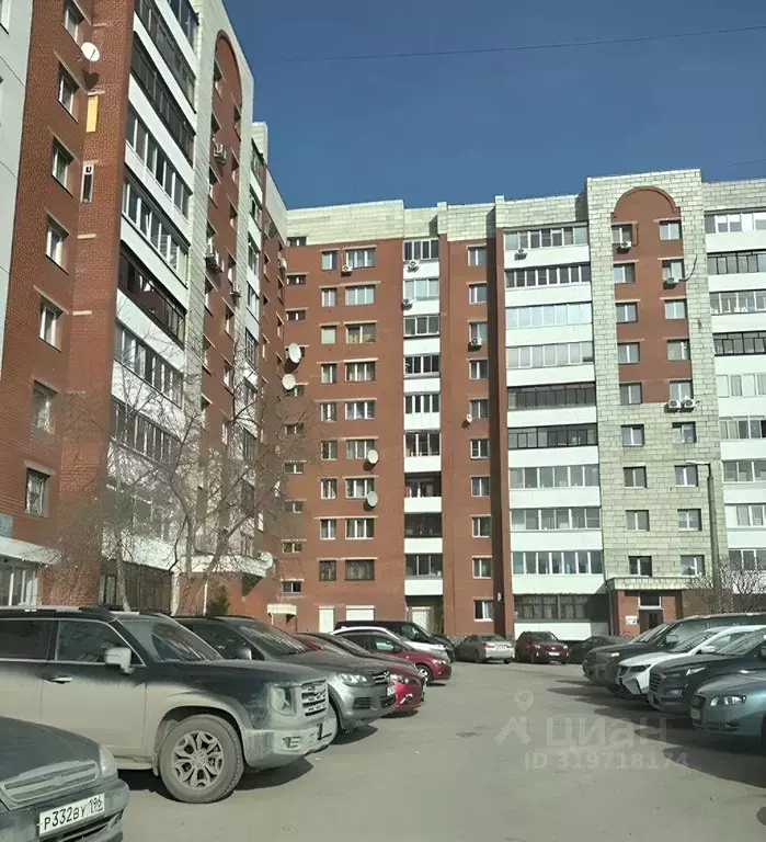 2-к кв. Свердловская область, Екатеринбург ул. Фурманова, 125 (52.0 м) - Фото 1