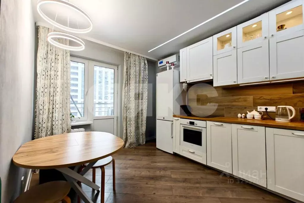 2-к кв. Краснодарский край, Краснодар ул. Питерская, 40к5 (72.0 м) - Фото 1