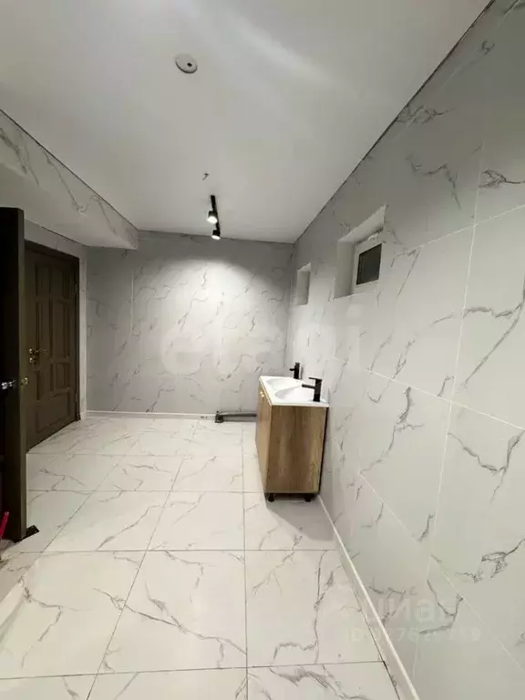 Помещение свободного назначения в Ямало-Ненецкий АО, Ноябрьск ул. ... - Фото 1