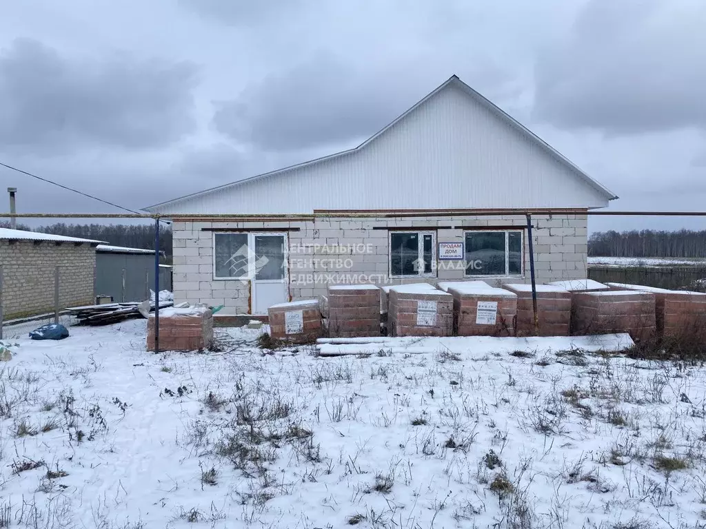 Дом в Рязанская область, Скопинский муниципальный округ, пос. Большак ... - Фото 1