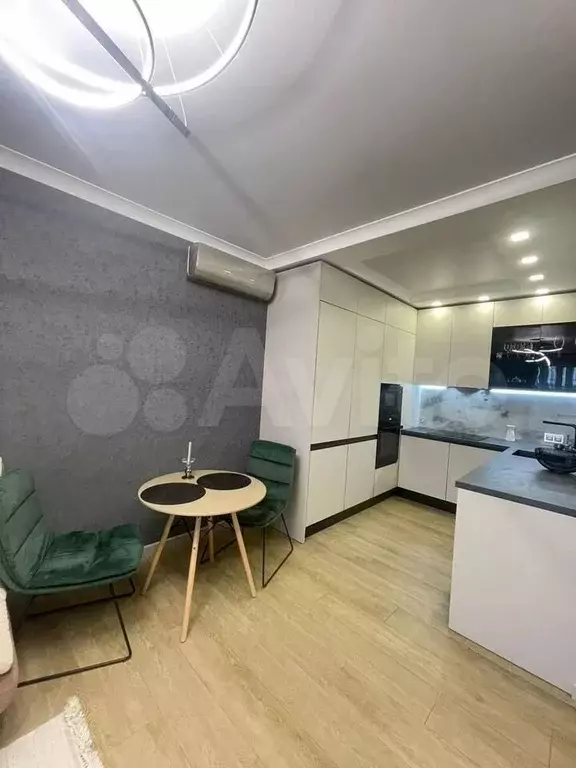 1-к. квартира, 50 м, 7/9 эт. - Фото 1
