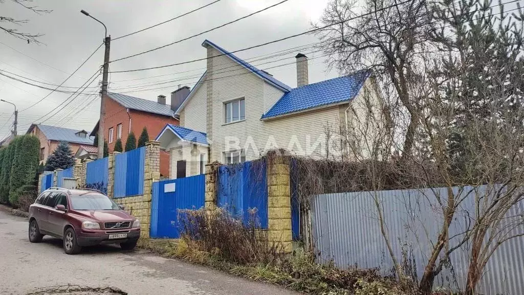 Дом в Калужская область, Калуга Михайловская ул., 19 (220 м) - Фото 0