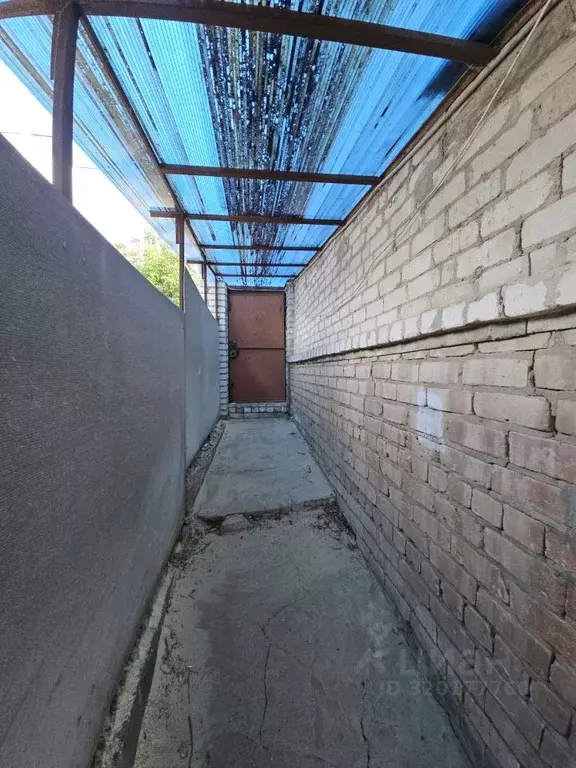 Дом в Волгоградская область, Волгоград ул. Щаденко (234 м) - Фото 1