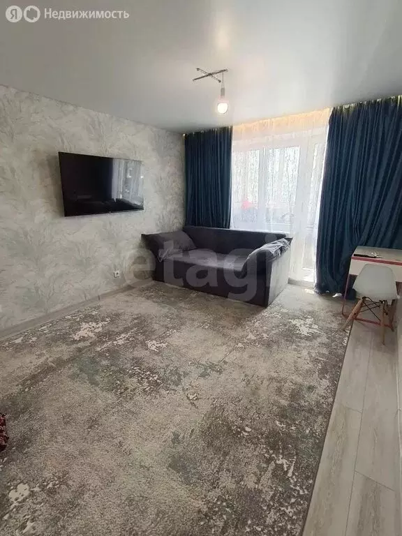 1-комнатная квартира: Тюмень, улица Валентины Трофимовой, 12 (39.7 м) - Фото 2