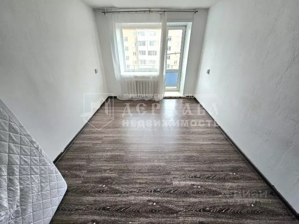 2-к кв. Кемеровская область, Кемерово Гурьевская ул., 15 (41.5 м) - Фото 0