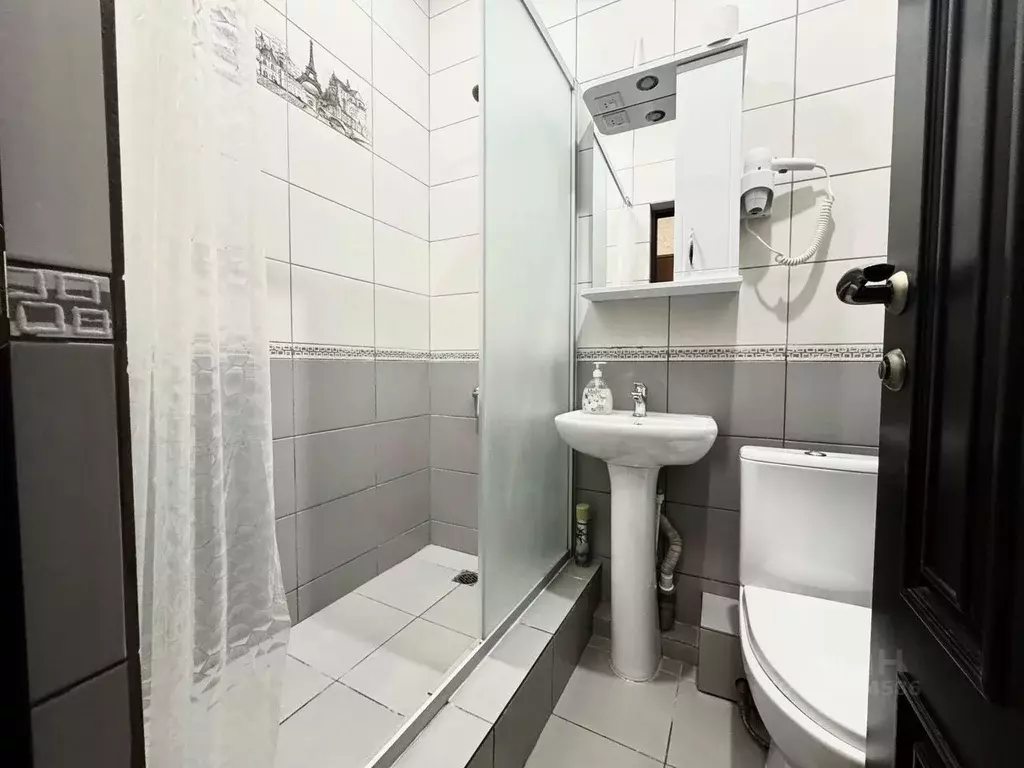 Комната Новгородская область, Валдай ул. Победы, 5 (16.0 м) - Фото 1