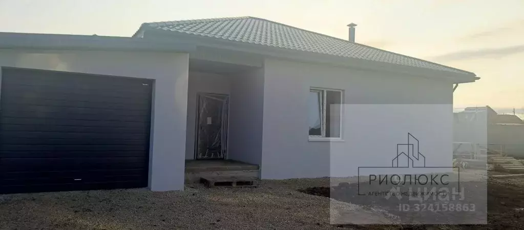 Дом в Челябинская область, Магнитогорск ул. Омская, 11 (97 м) - Фото 1