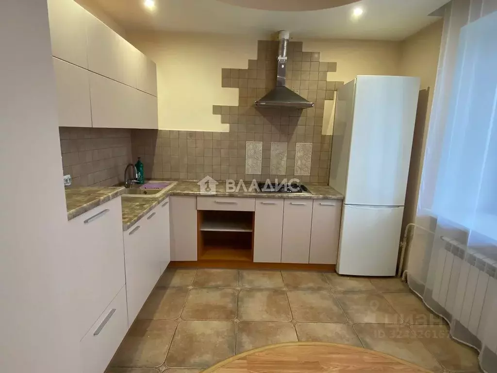 2-к кв. Волгоградская область, Волгоград ул. Карла Либкнехта, 21 (79.0 ... - Фото 1