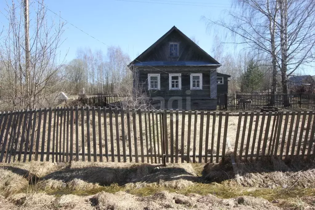Дом в Вологодская область, Шекснинский муниципальный округ, д. ... - Фото 1