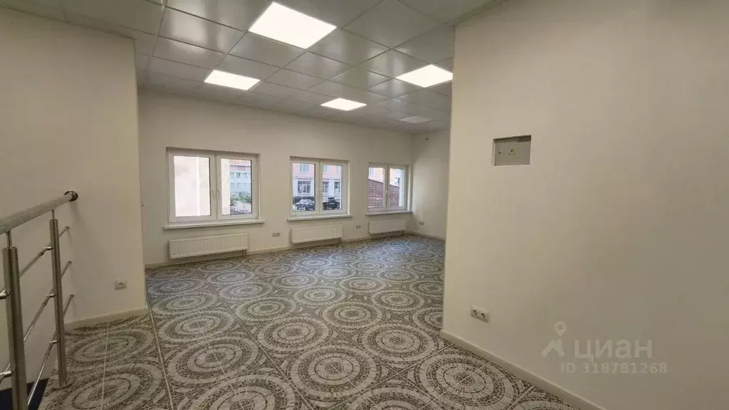 Помещение свободного назначения в Санкт-Петербург просп. Обуховской ... - Фото 1