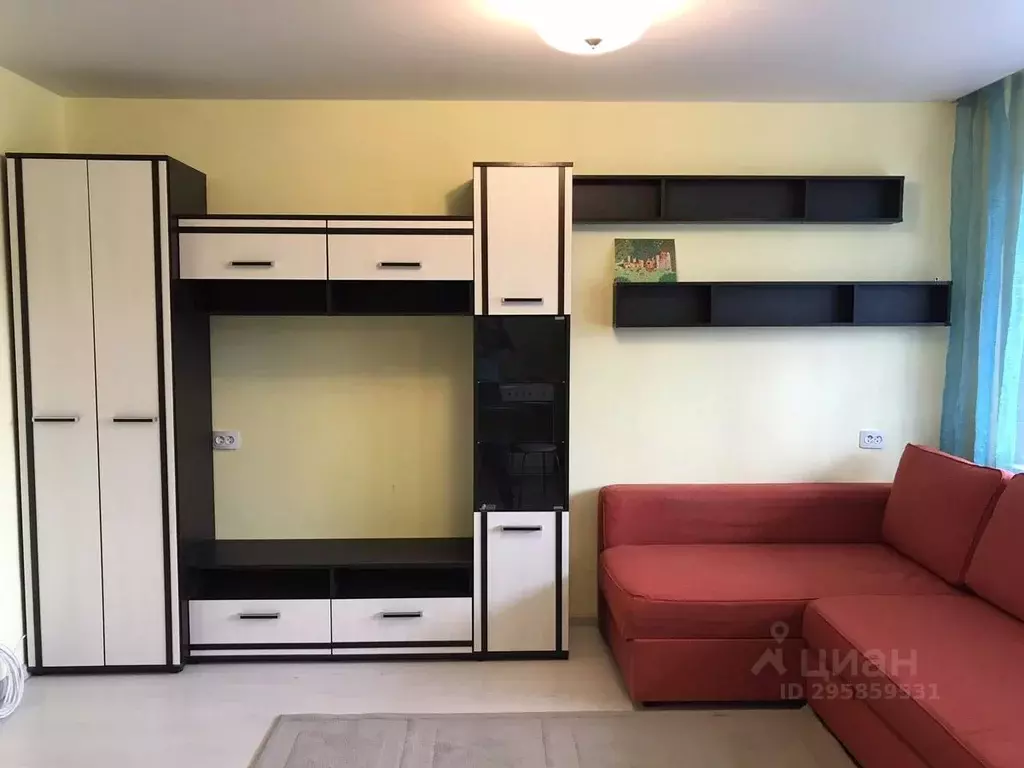 Студия Нижегородская область, Нижний Новгород ул. Коммуны, 14 (25.0 м) - Фото 1