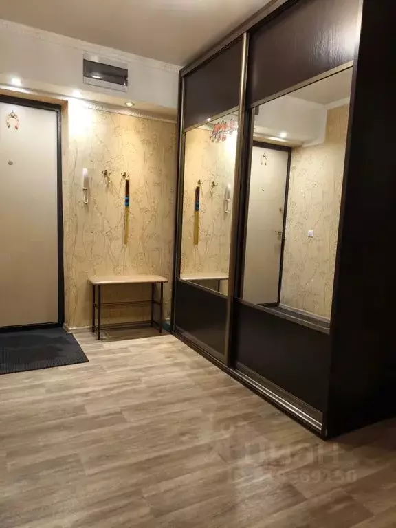 3-к кв. Самарская область, Новокуйбышевск Молодогвардейская ул., 7 ... - Фото 2