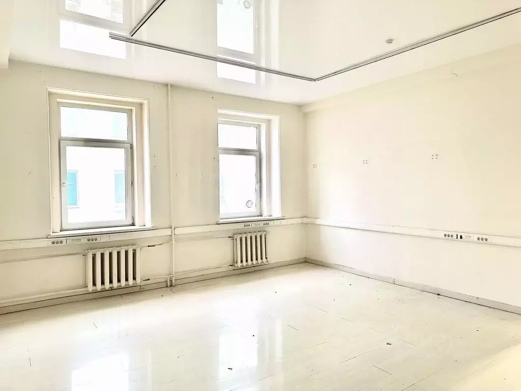 Офис в Москва Никольская ул., 17С2 (34 м) - Фото 1