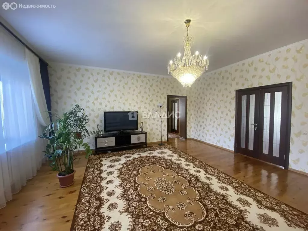 Дом в Республика Башкортостан, Стерлитамак (291.9 м) - Фото 1