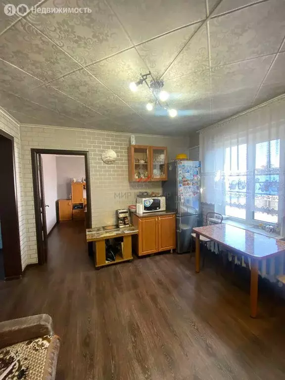 Дом в посёлок городского типа Каа-Хем, улица 25 лет Советской Тувы ... - Фото 0