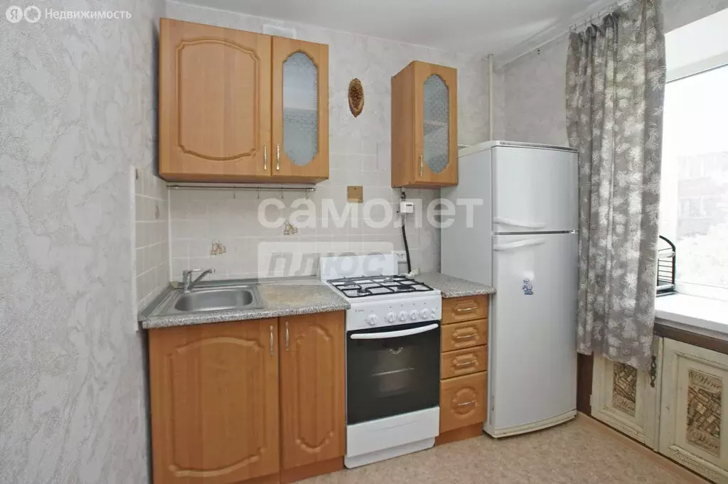 2-комнатная квартира: Омск, улица Яковлева, 106 (30 м) - Фото 0