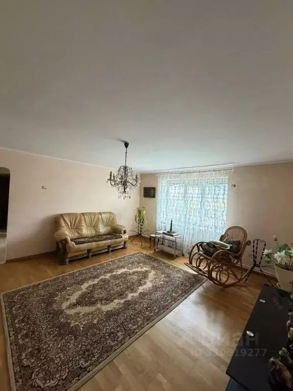 2-к кв. Крым, Феодосия ш. Керченское, 20 (50.0 м) - Фото 1