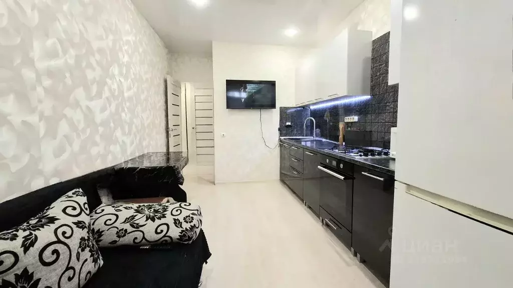 1-к кв. Адыгея, Тахтамукайский район, Яблоновский пгт ул. Гагарина, ... - Фото 1