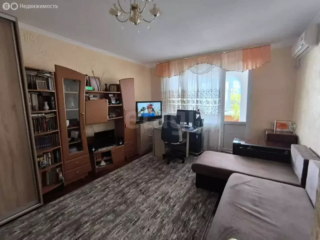 1-комнатная квартира: Ялта, улица Красных Партизан, 26 (43 м) - Фото 2