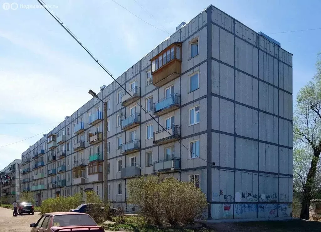 3-комнатная квартира: Старая Русса, микрорайон Городок, 19 (68.2 м) - Фото 1
