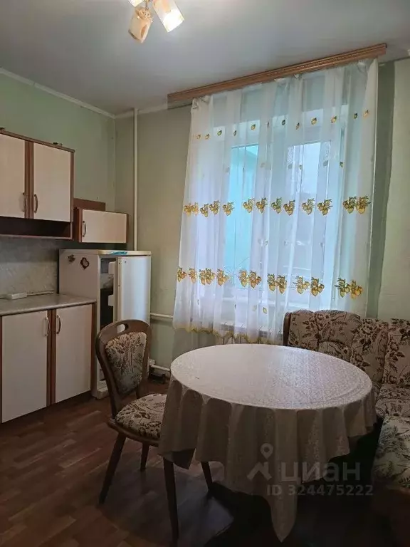 3-к кв. Курская область, Курск просп. Вячеслава Клыкова, 24 (77.0 м) - Фото 2