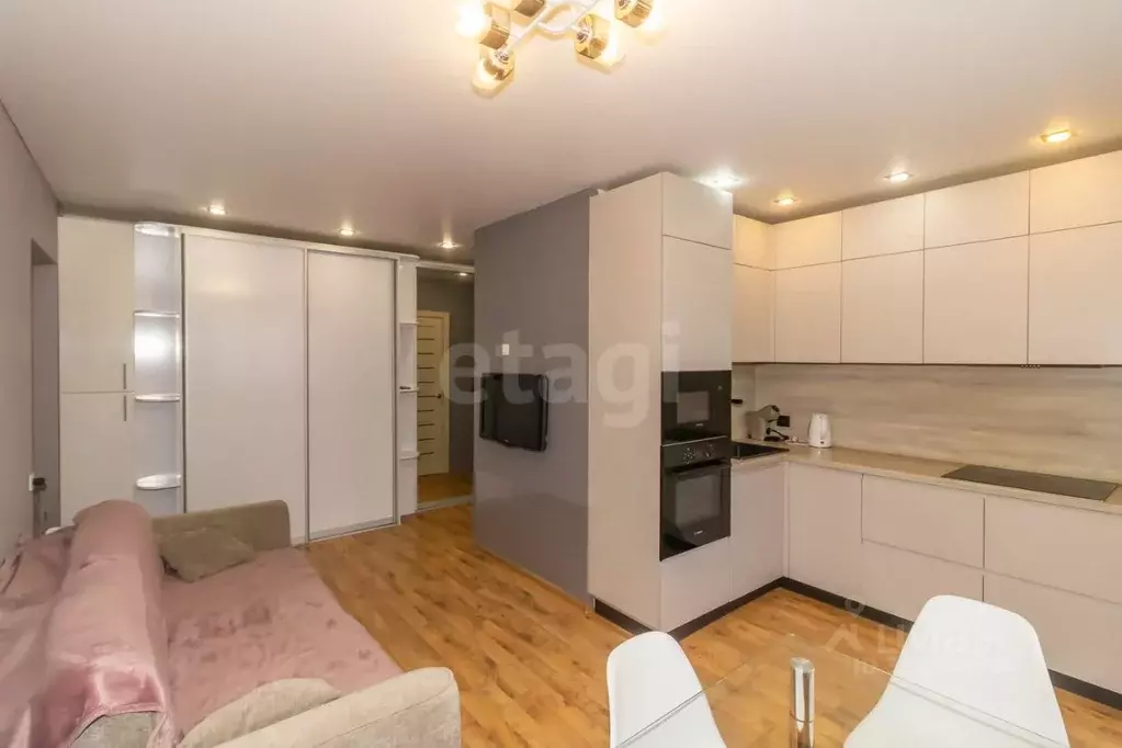 2-к кв. Челябинская область, Челябинск просп. Краснопольский, 3В ... - Фото 1