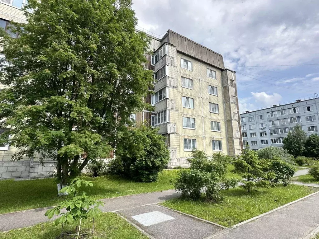 2-к кв. Ленинградская область, Кировск Ладожская ул., 10 (57.7 м) - Фото 0