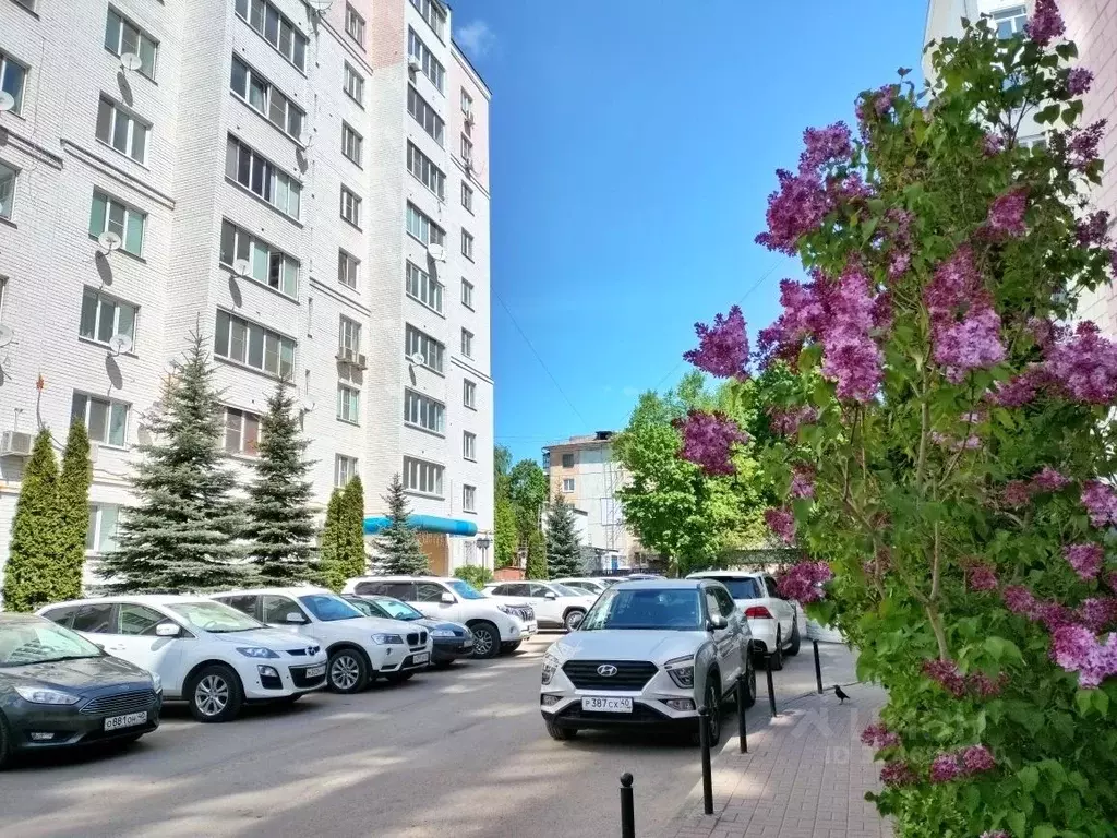 2-к кв. Калужская область, Калуга ул. Циолковского, 7 (80.0 м) - Фото 1