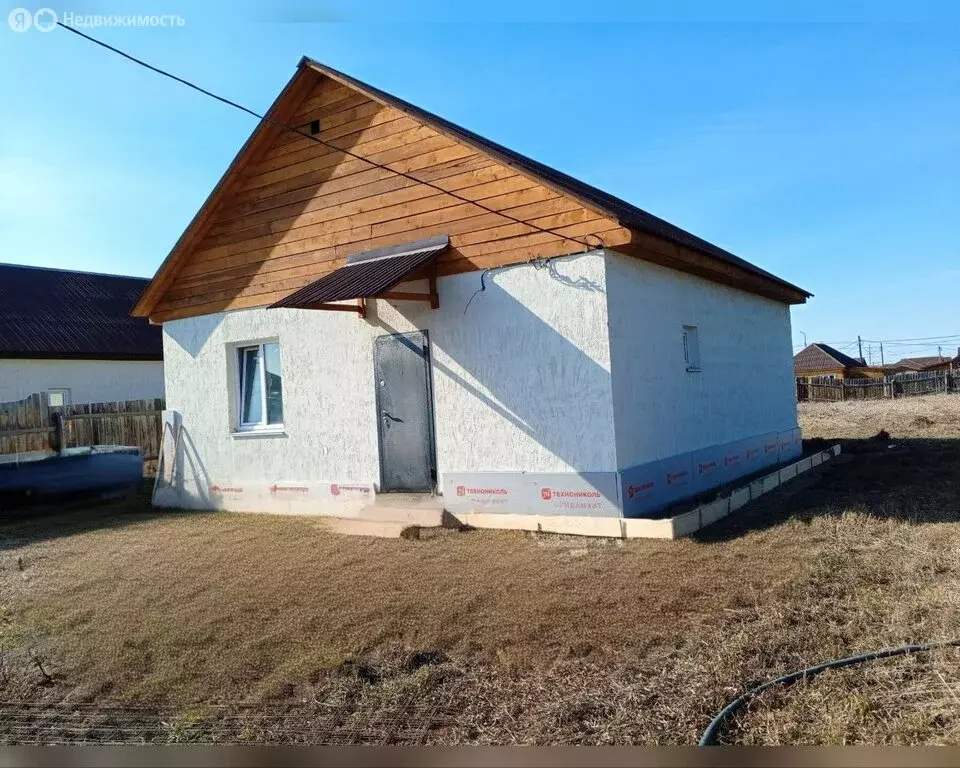 Дом в село Хомутово, Вишнёвая улица (100 м) - Фото 1