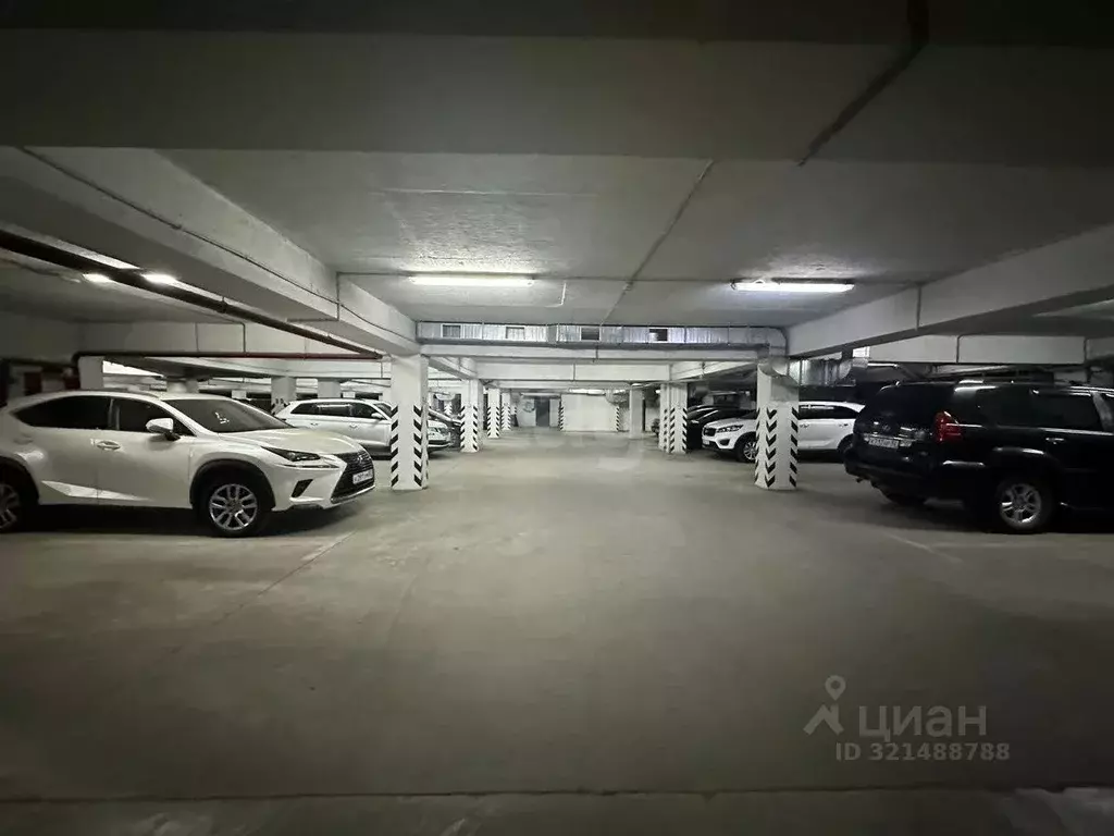 Гараж в Крым, Алушта ул. Школьная (17 м) - Фото 2