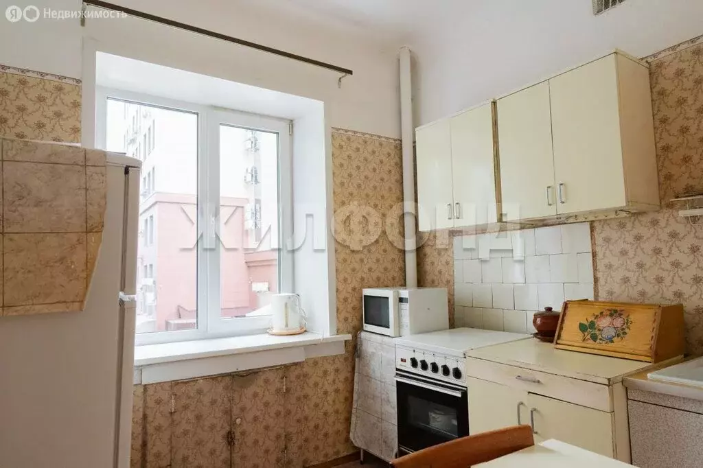 2-комнатная квартира: Новосибирск, Серебренниковская улица, 19 (42.5 ... - Фото 0