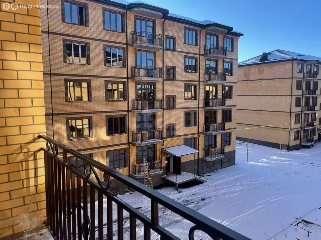 2-комнатная квартира: Магас, улица Эльберта Нальгиева, 21 (74 м) - Фото 1