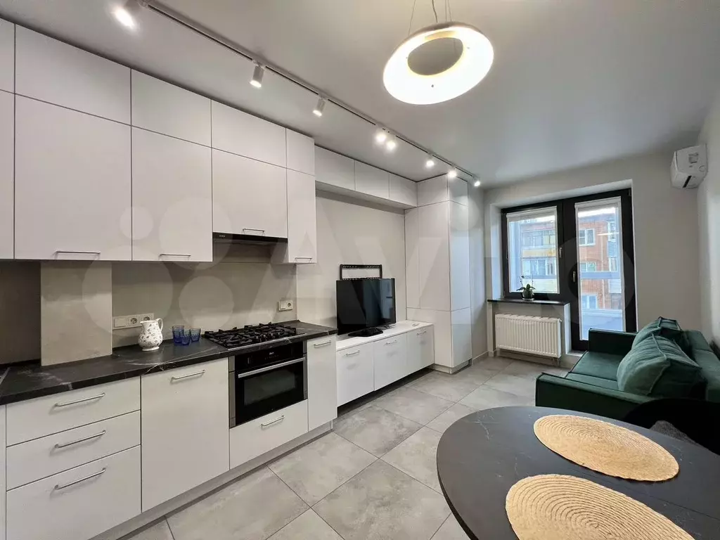 1-к. квартира, 45 м, 4/9 эт. - Фото 0