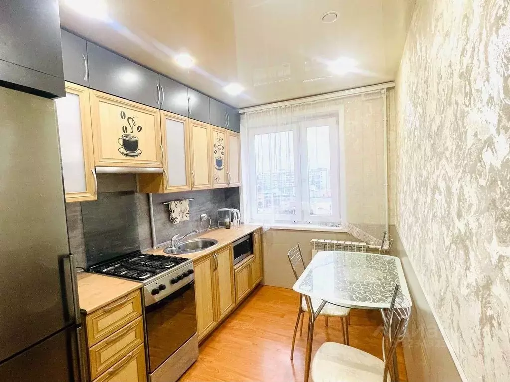 3-к кв. Ярославская область, Тутаев ул. Моторостроителей, 72 (64.0 м) - Фото 1