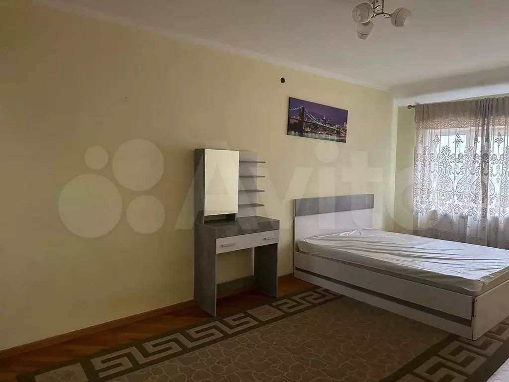 3-к. квартира, 140 м, 7/8 эт. - Фото 1