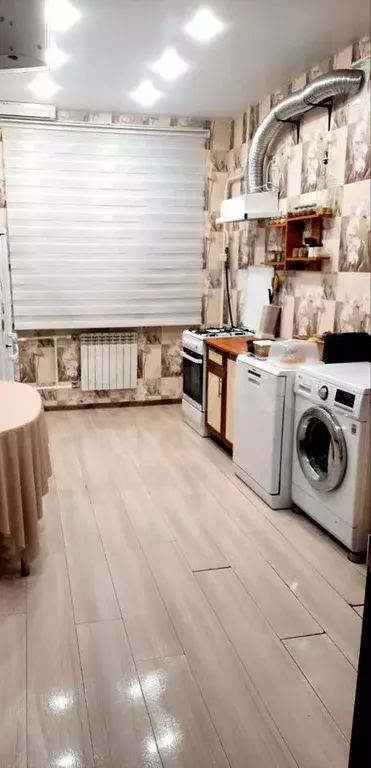 3-к. квартира, 74,1 м, 2/5 эт. - Фото 1