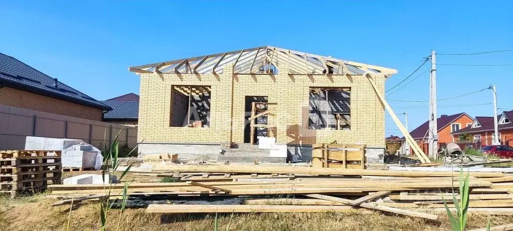 Дом в Ростовская область, Волгодонск ул. Каспийская (120 м) - Фото 1